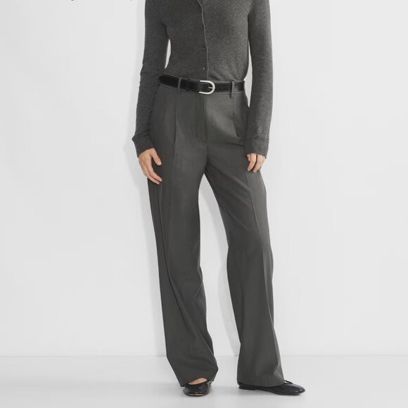 Aritzia - The Effortless Pant™ - Day Twill - Coal Grey - Size 4 - Picture 1 of 13
